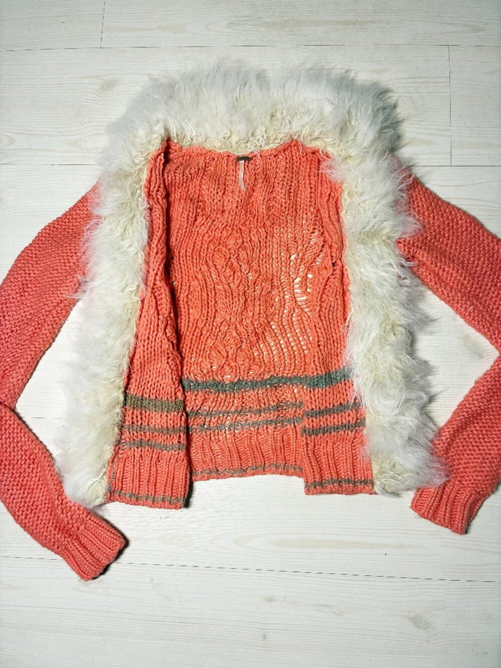 Free People Coral Chunky Cable Knit Shaggy Faux Fur Collar Cardigan Sweater M
